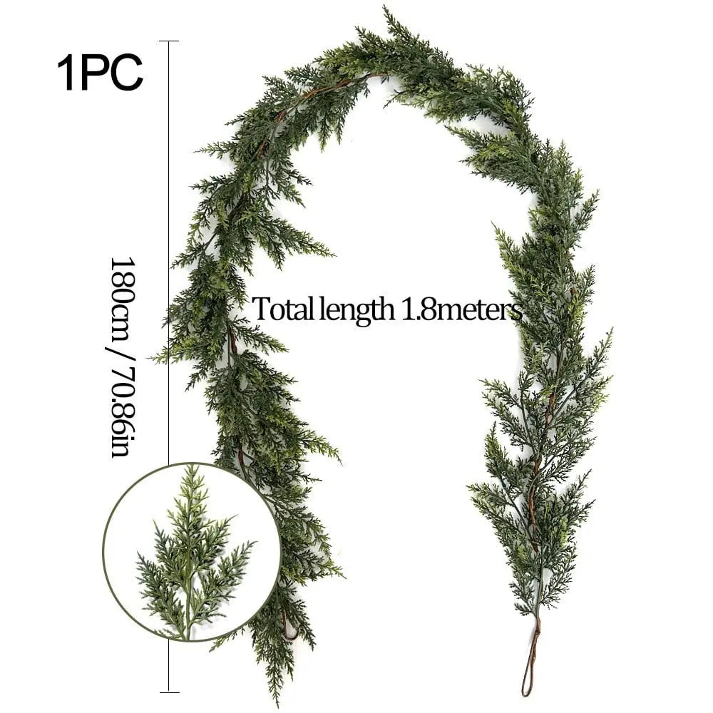 Garland of Rubber Leaves — Natural Warmth and Lasting Charm