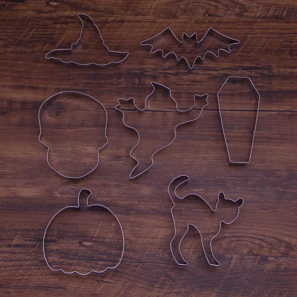 Halloween Cookie Cutters 7-Piece Set — Also for Pancakes, Cheese & Fruits