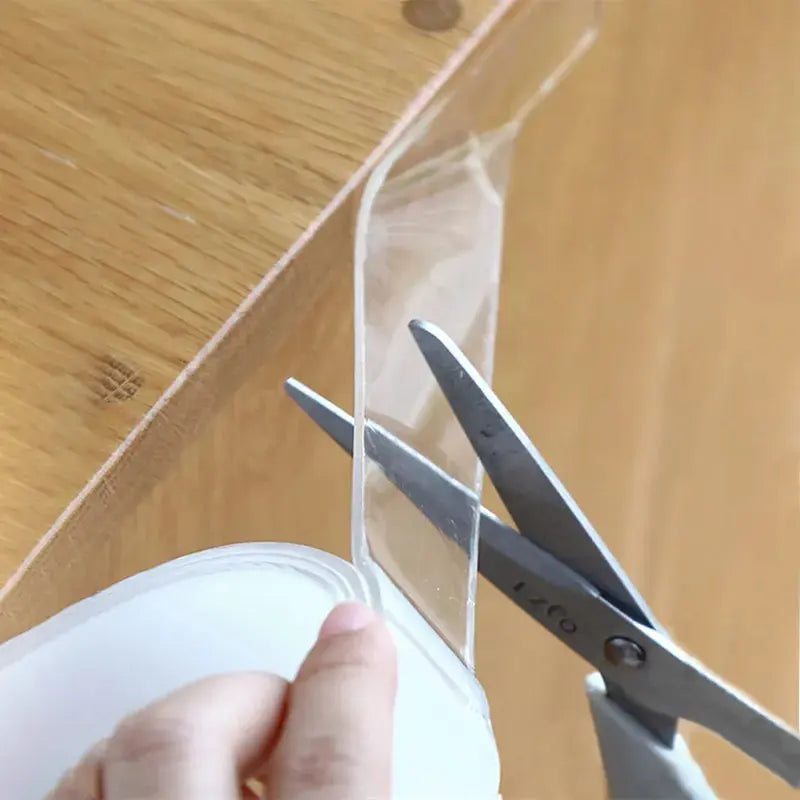 GripLuxe™ — Reusable Gel Tape Holds 2.2 lbs Cleanly