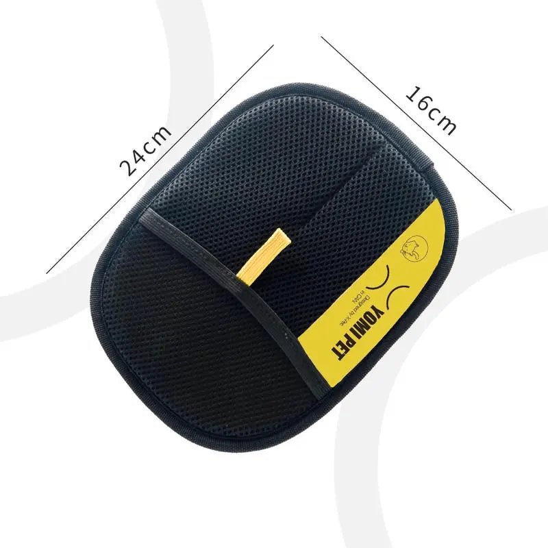 FurSweep™ — Instant Electrostatic Pet Hair Magnet