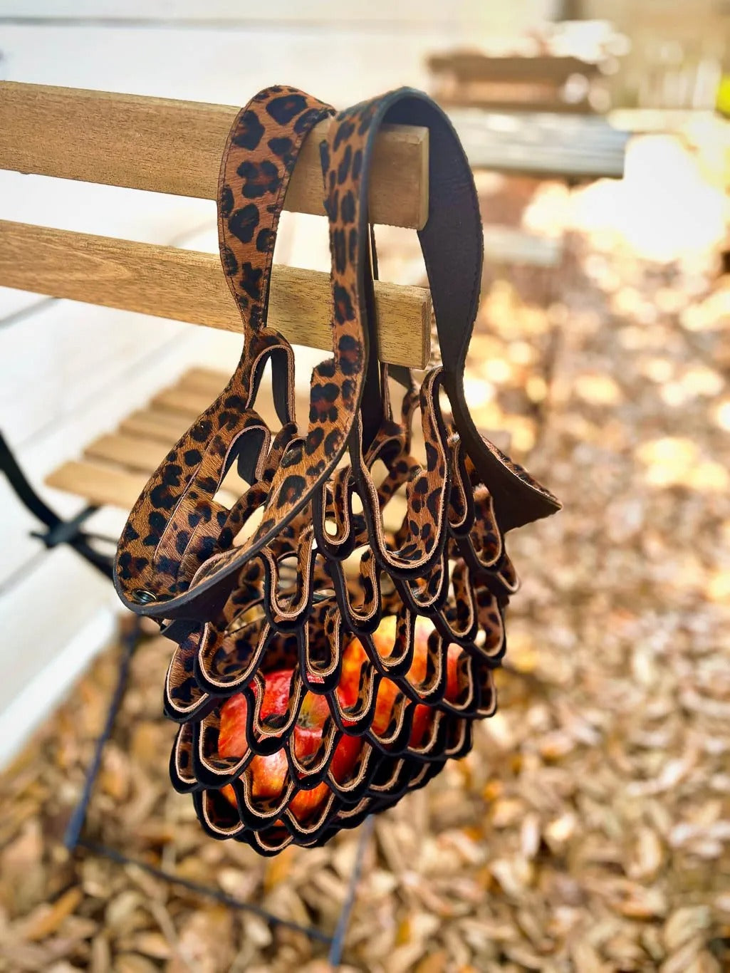 Handcrafted Leather Foldable Tote Bag – Shape-malleable, Lightweight Bag