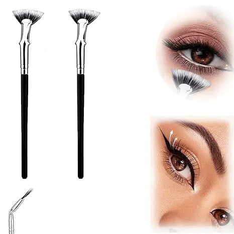Buy 1 Get 1 Foldable Eyelash Brush with Angled Head – Perfect for Busy Mornings