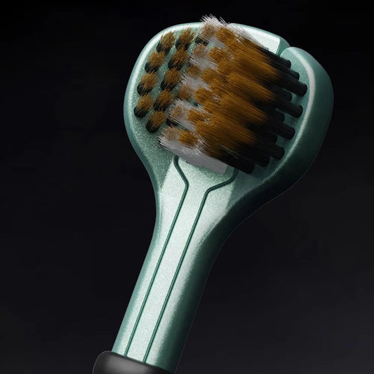 3-Sided Toothbrush – gentle yet thorough cleaning