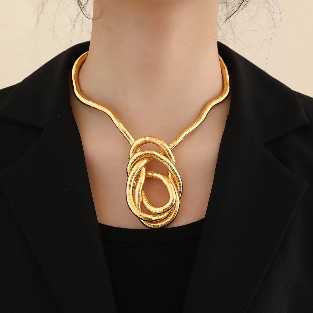 Flexible jewelry piece — stylish comfort all day long