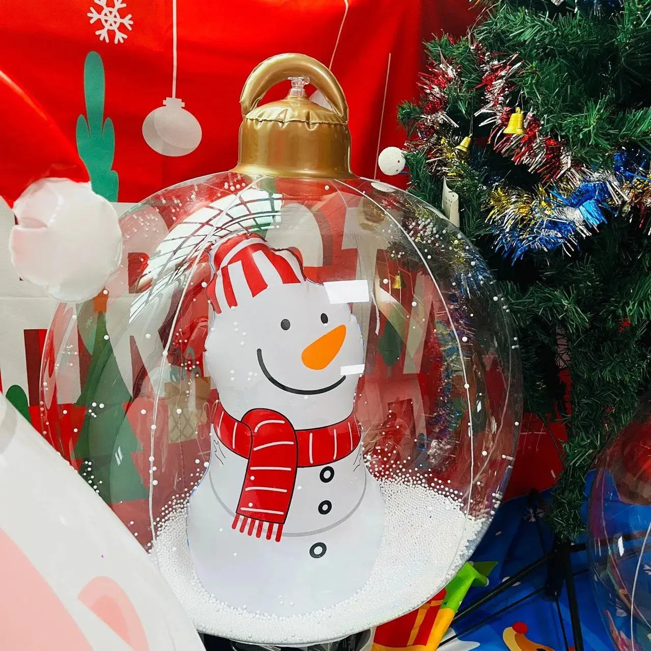 FestivaLuxe™ — Weatherproof Giant Inflatable Ornaments