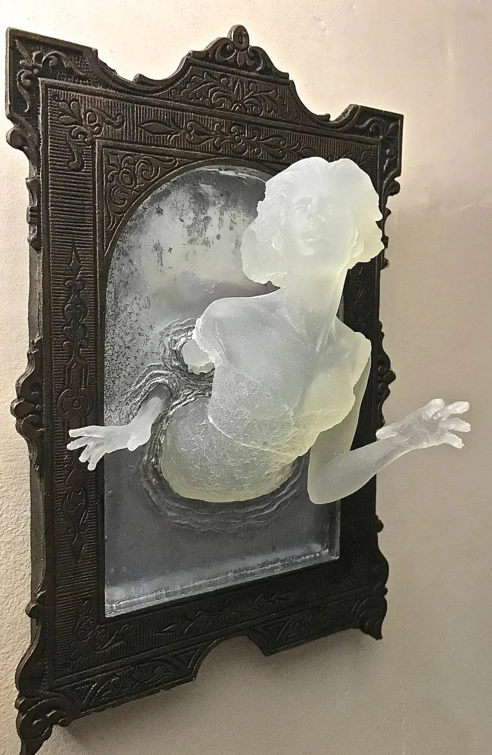 PhantomAura™ — Haunting 3D Glow Wall Art