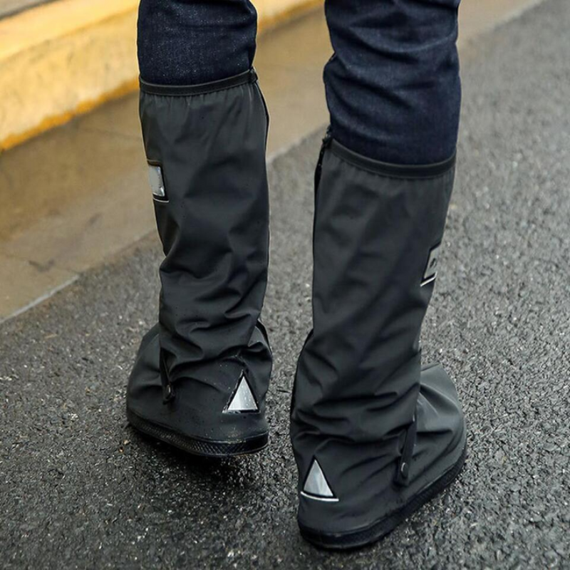 Extra durable waterproof shoe covers — stay dry even in heavy rain