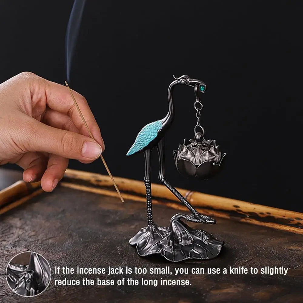 Lotus Crane Decoration & Aroma Diffuser – For Relaxed Senses & Warm Ambience