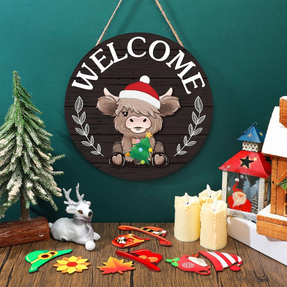 Fluffy Cow Welcome Sign — With Interchangeable Hats for Each Season