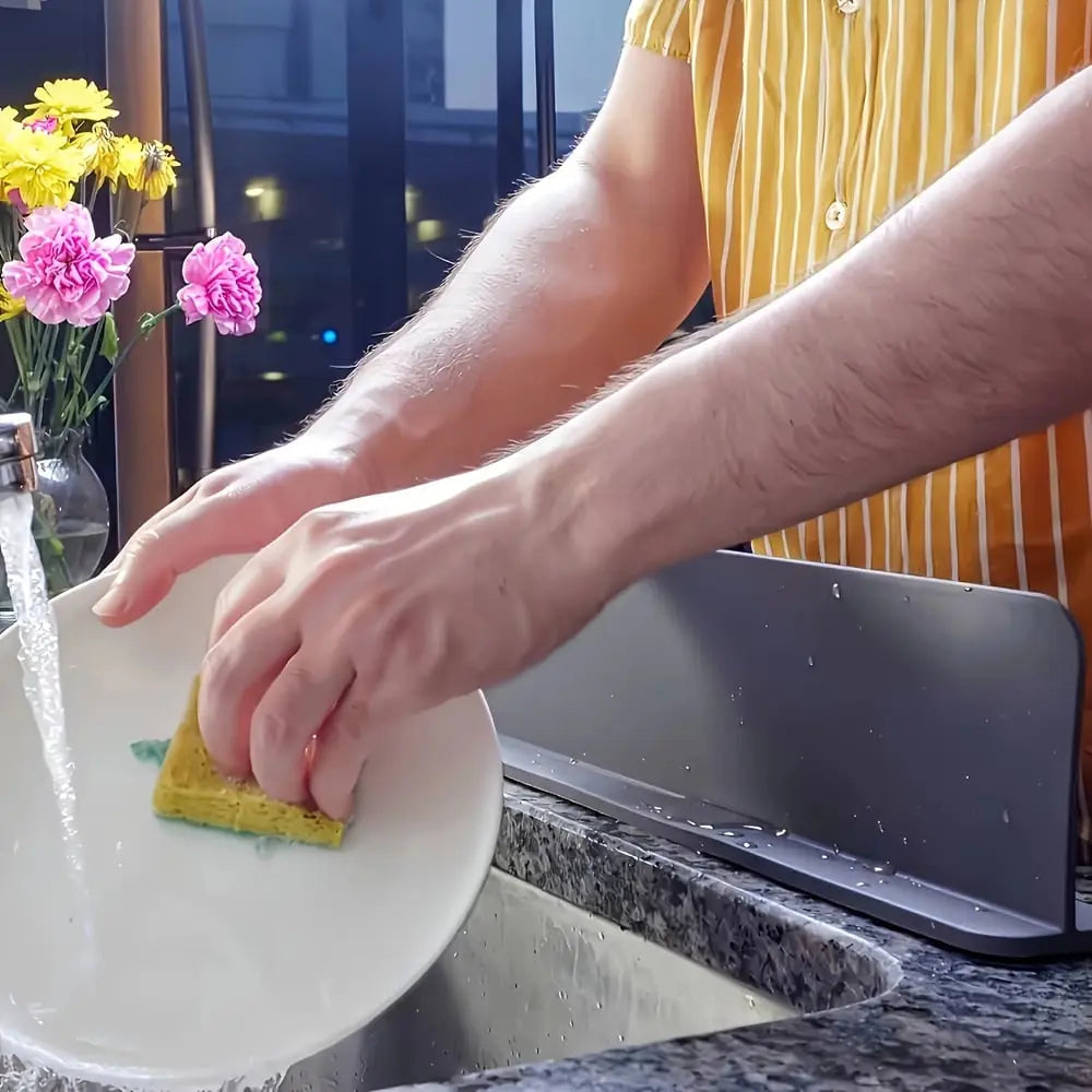 Silikon-Spritzschutz für Wasserhähne — hält Kleidung und Arbeitsflächen trocken Mivoza Deutschland