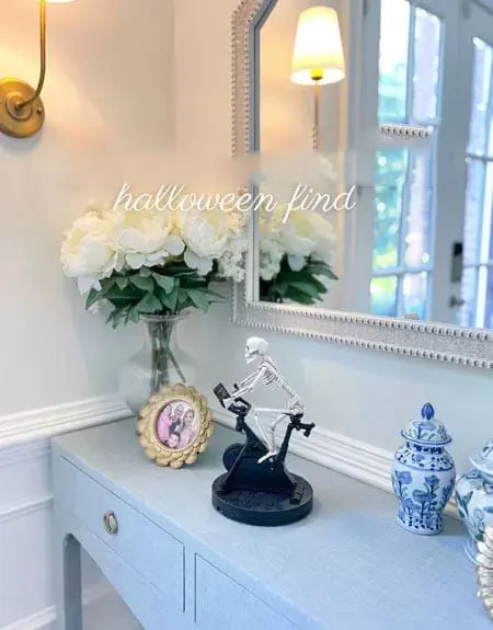 Decorative Skeleton Rider Figurine — Create a Spookily Charming Atmosphere