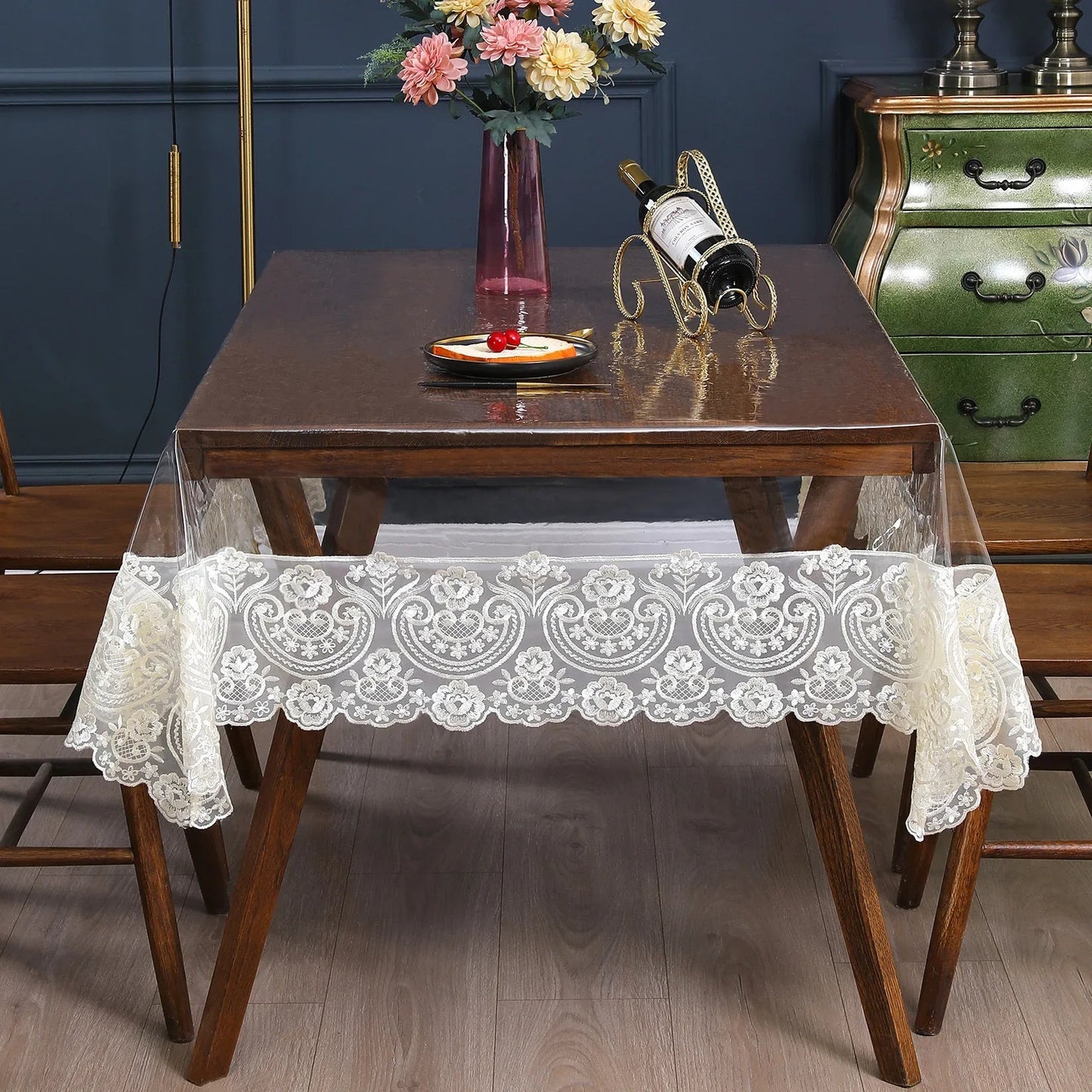 Tablecloth – stylish protection against stains