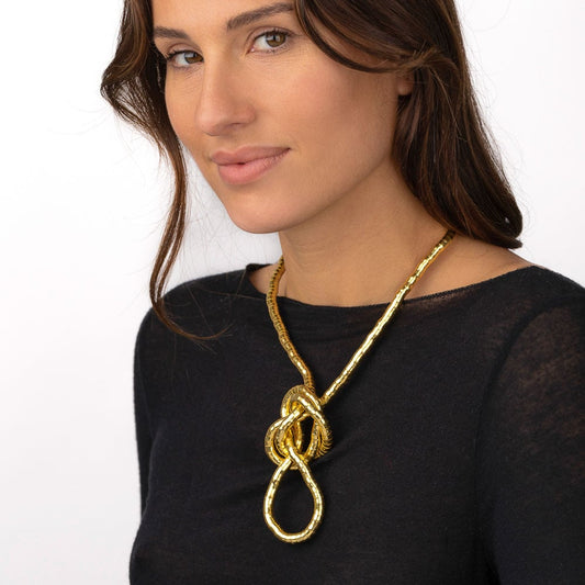 Flexible jewelry piece — stylish comfort all day long