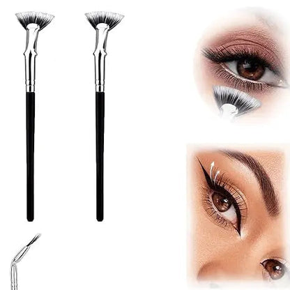 Buy 1 Get 1 Foldable Eyelash Brush with Angled Head – Perfect for Busy Mornings