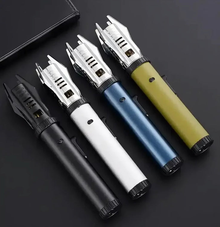 Sturmfeuerzeug mit einstellbarer Flamme für alle Wetterbedingungen