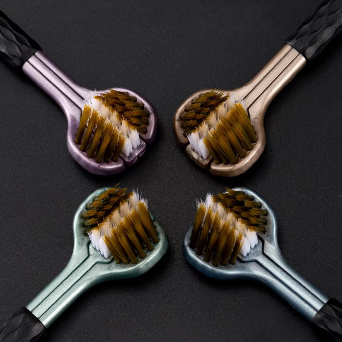 3-Sided Toothbrush – gentle yet thorough cleaning