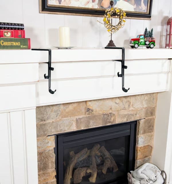 2-in-1 Decorative Fireplace Hook — Practical for Stockings & Holiday Decorations, Set of 2