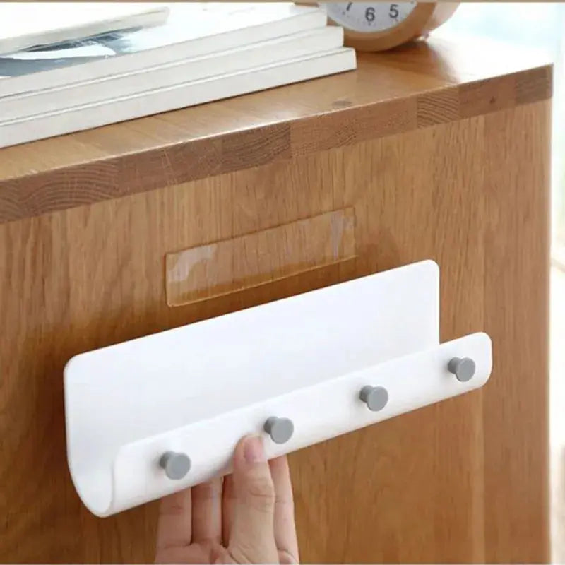 GripLuxe™ — Reusable Gel Tape Holds 2.2 lbs Cleanly