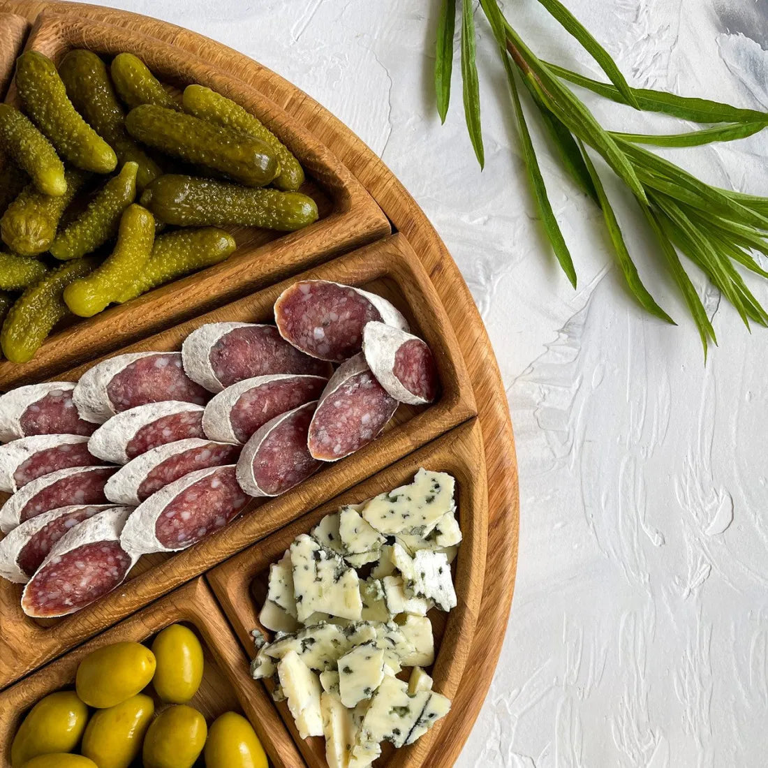 Wooden Serving Tray – Elegant Touch for Every Gathering