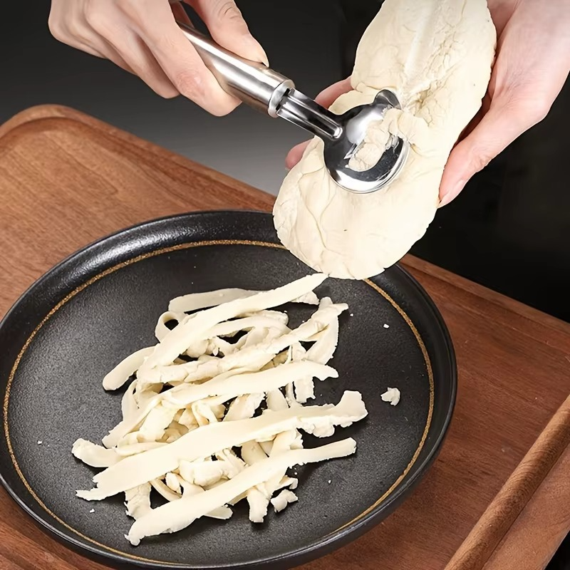 Stainless Steel Pasta Press – Fresh Pasta Directly from the Dough