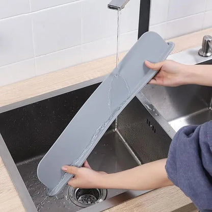 Silikon-Spritzschutz für Wasserhähne — hält Kleidung und Arbeitsflächen trocken Mivoza Deutschland