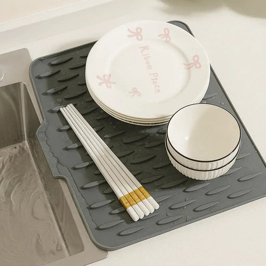 QuickDry™ — Heat-Resistant Silicone Dish Mat