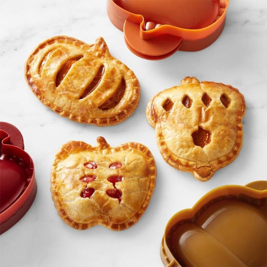 Set of Seasonal Hand Pie Molds – Foldable Plastic Molds for Easy Baking