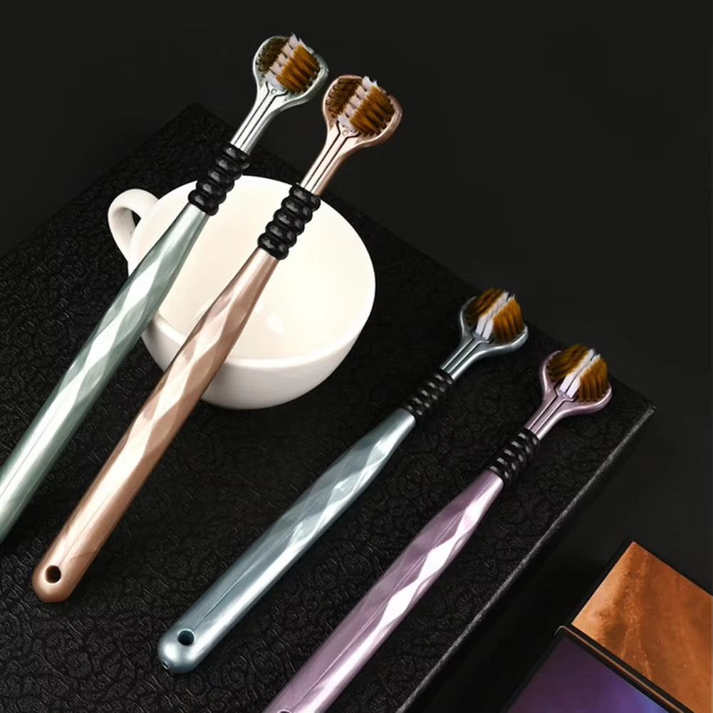 3-Sided Toothbrush – gentle yet thorough cleaning