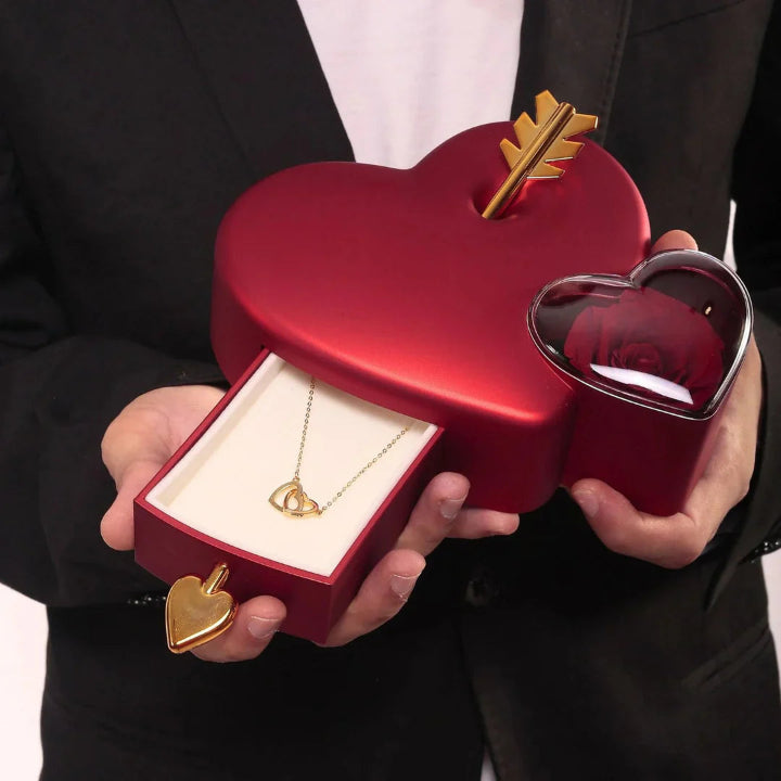 Heart Jewelry Box "Love Struck" — With Secret Compartment for Engagement Ring