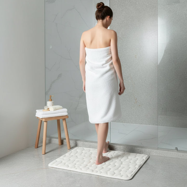Soft Pebble Bath Mat – Cozy & Quick-Dry