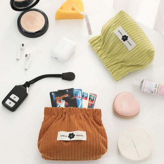 Pinch-Open Cosmetic Bag — Practical for Lipstick & Accessories