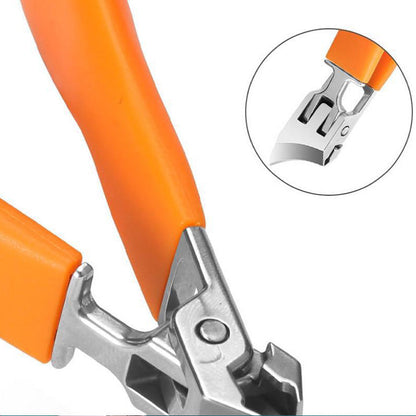 Nail clippers with extra-wide opening and anti-splash protection