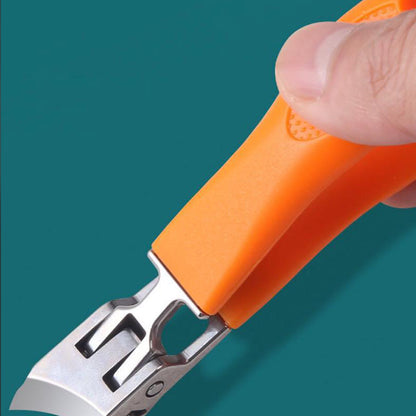 Nail clippers with extra-wide opening and anti-splash protection